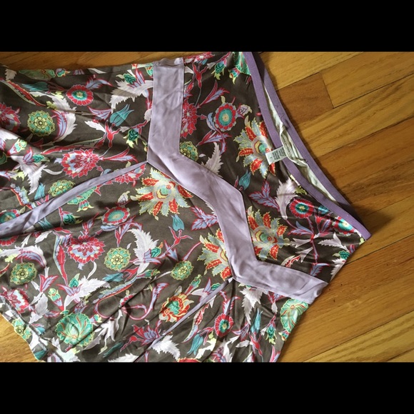 DVF skirt - Picture 2 of 3